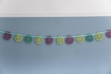 Doily bunting