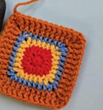Solid granny square