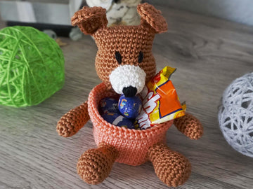 Crochet pattern easter basket in bunny design