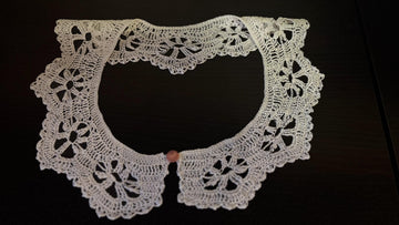 Crochet white collar pattern