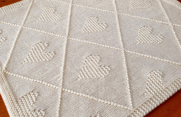 Easy baby blanket with hearts & diamonds