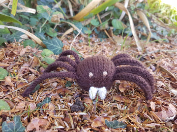 Knitted Spider