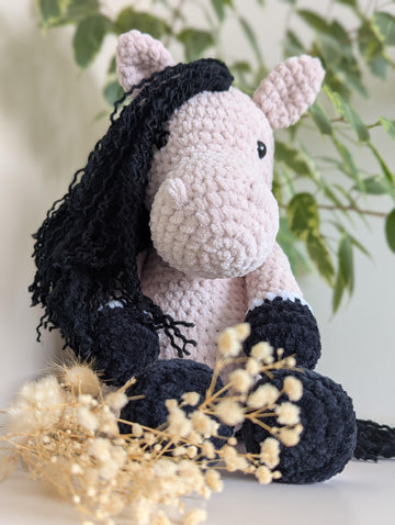 Pebble The Horse