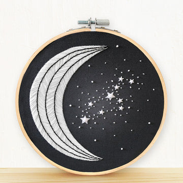 Embroidery and Sage Leo Zodiac Embroidery Kit - 8 1/4in W x 8 1/4in L x 3/8in D