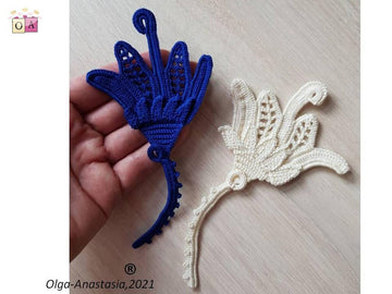 Antique bud motif