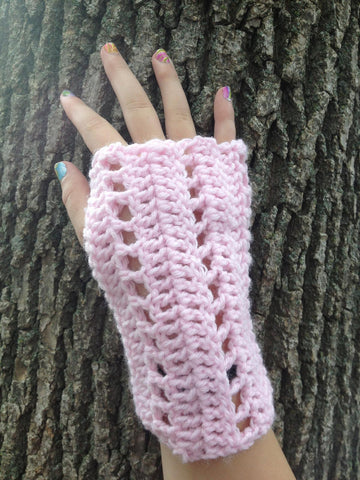 Easy Lacey Fingerless Gloves