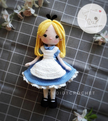Alice in wonderland