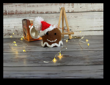 Gingerbread Man Chocolate Orange Cover Knitting Pattern