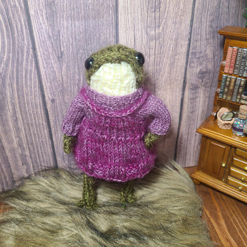 Froggy's Classic Pinafore