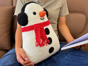 Snowman Winter Pillow Amigurumi