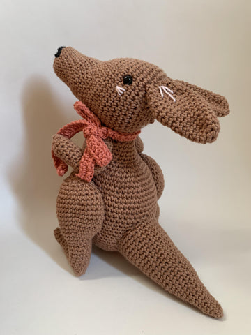 Kangaroo amigurumi