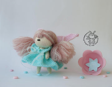 Thumbelina amigurumi doll