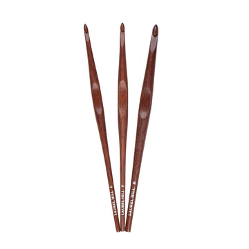 Laurel Hill Nam Oc Crochet Hook 6in