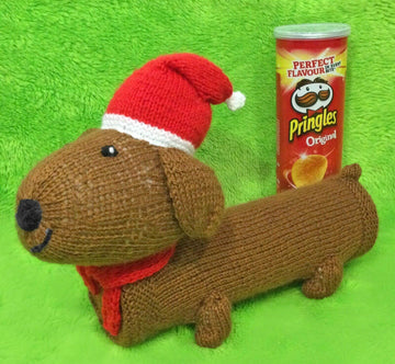 Christmas Sausage Dog Dachshund Pringle Cover