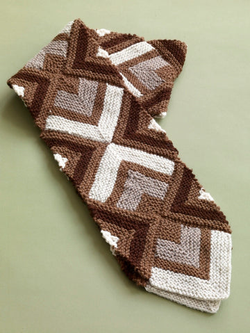 Mitered Scarf in Lion Brand Wool-Ease - 80802