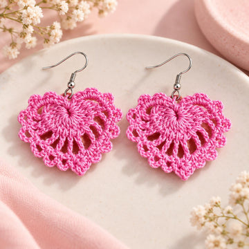 Crochet heart earrings pattern
