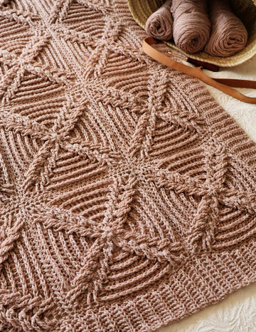 Dutch Braid Motif Afghan