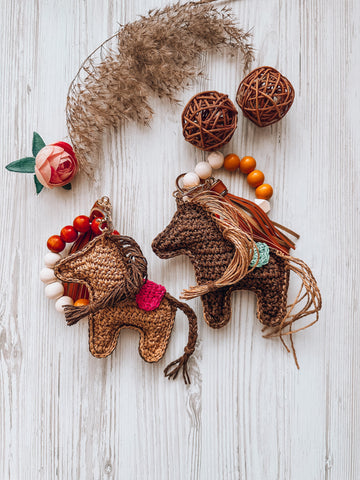 Horse pendant