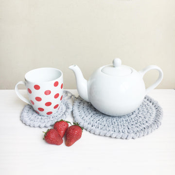 Knit look coaster
