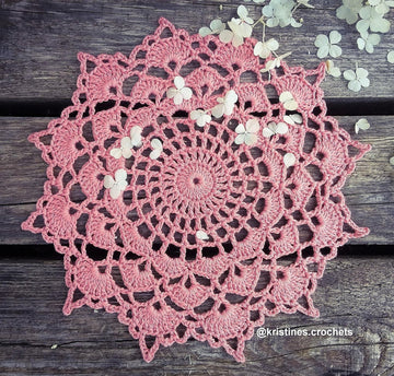 Charming Shells Doily