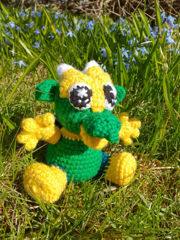 Baby Dragon – crochet your own magical hatchling (boy and girl versions included!)