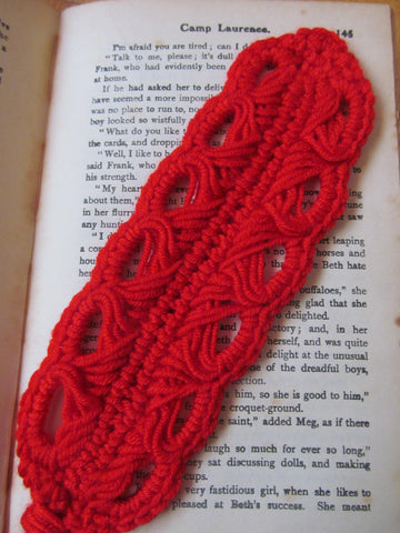 Broomstick Lace Bookmark