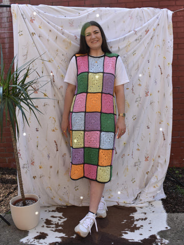 Solid granny squares dress/vest pattern