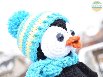 Choose Love - Roma The Happy Penguin And Hat