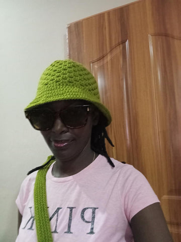 Granny stitch bucket hat