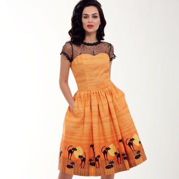 Simplicity S8979 Misses Classic Halloween Costume - Sewing Pattern