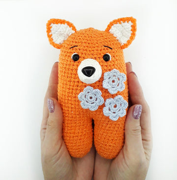 Amigurumi fox