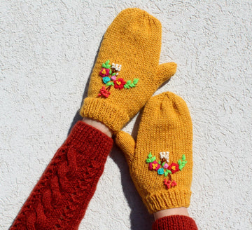 Floral Bouquet Mittens Gloves