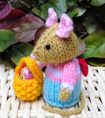 Little Easter Tittle Mouse & Egg Basket - Creme Egg Cover