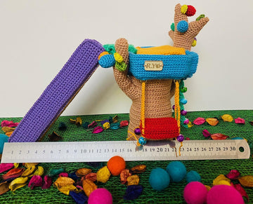 Amigurumi jungle of dream - tree bed & play area