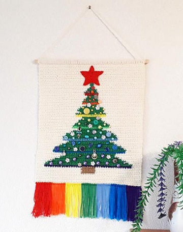 Wall hanging christmas tree