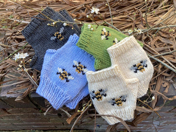 Honey Bee Mittens