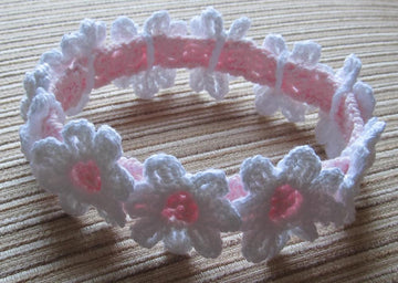 Crochet Headband with White Daisies