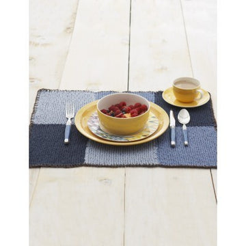 Color Block Placemat in Lily Sugar 'n Cream Solids