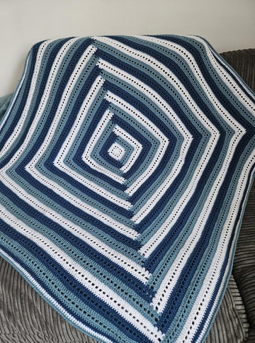 Filet Log Cabin Blanket