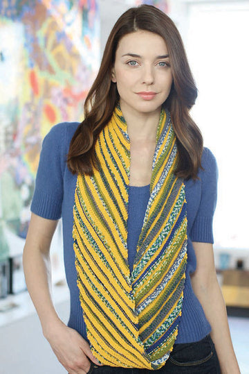 Loop in Schachenmayr Merino Extrafine 120 and Merino Extrafine Color 120 - S8883