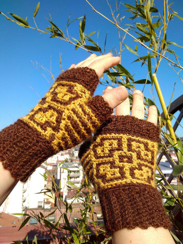 Tile Mittens