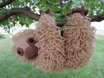 Hoffmann's Sloth amigurumi