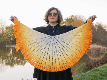 Marigold shawl