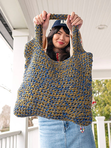 Gene Tote in Berroco Bestie - Downloadable PDF
