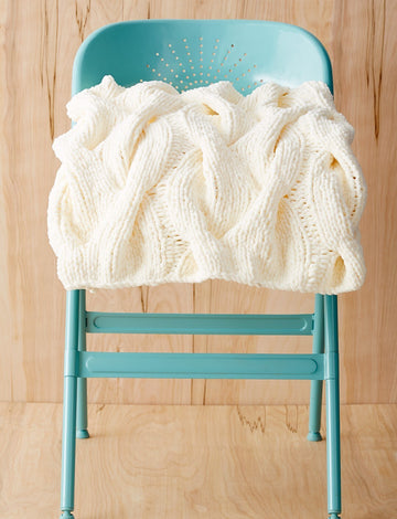 Cozy Cables Blanket in Bernat Blanket