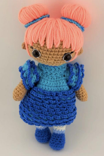 Luna - Crochet Amigurumi Doll - Pattern Available in English & Portuguese