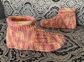 How to Knit Slippers