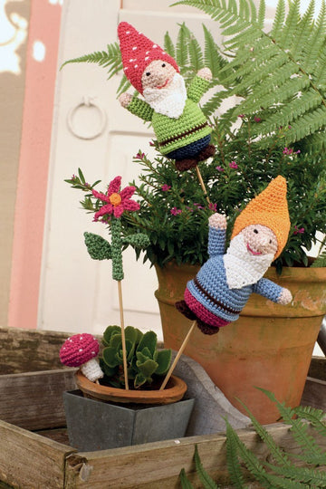 Blumenstecker - Gartenzwerg mit Pilz in Schachenmayr Catania - S8458 - Downloadable PDF