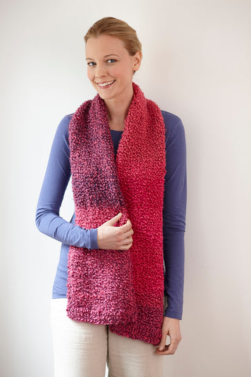 Simple One Ball Scarf in Lion Brand Homespun Thick & Quick - L30125D
