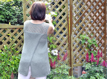 Valerie - Lace yoke tunic